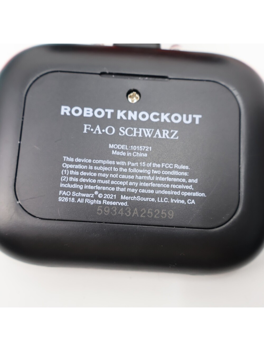 FAO Schwarz Robot Knockout Remote Control Robots - Red and Blue Set - Picture 7 of 16